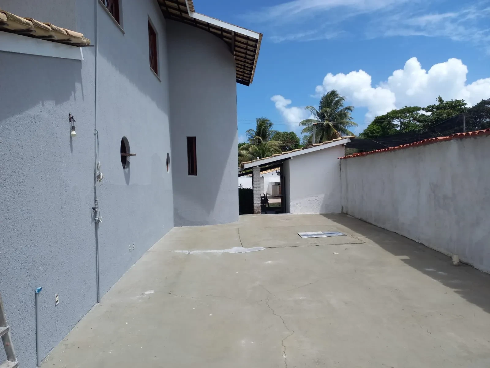 Imagem Casa com 5 Quartos à Venda, 300 m² em Barra do Jacuípe - Camaçari