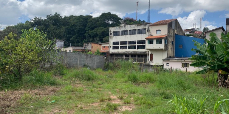 Imagem Casa de Vila com 14 Quartos à Venda, 1.400 m² em Centro - Santa Isabel