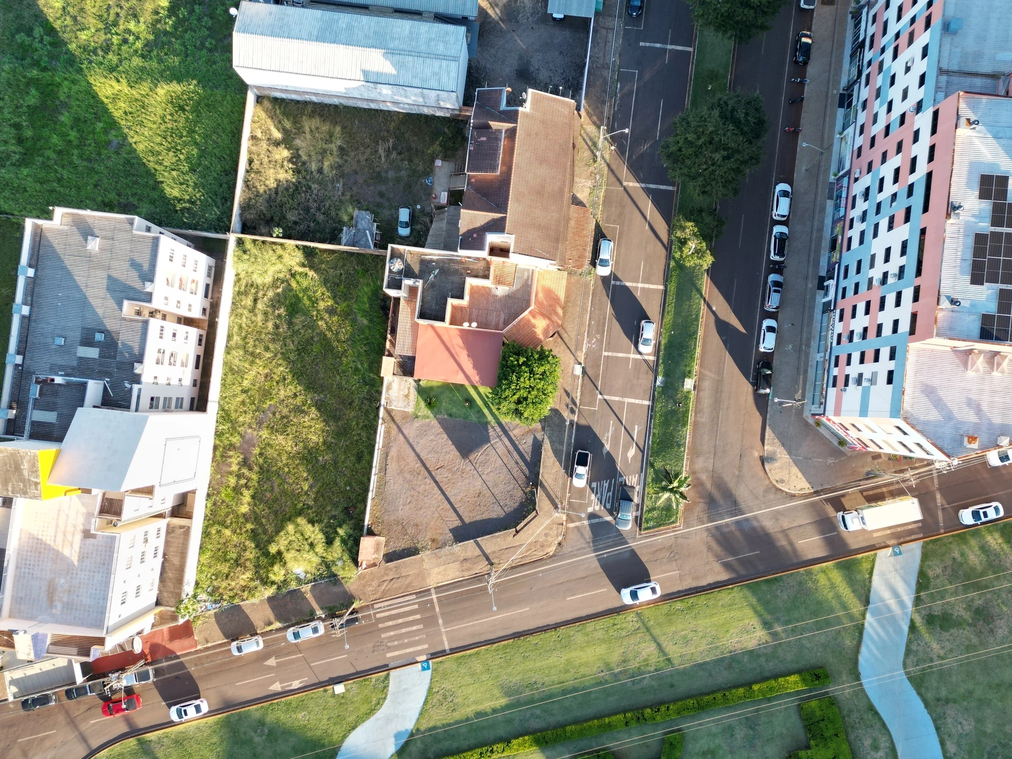 Foto do imóvel: Sala Comercial à Venda, 200 m² em FAG - Cascavel