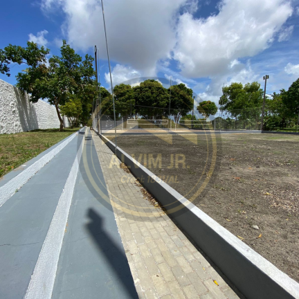 Imagem Casa de Condomínio com 5 Quartos à Venda,  em Antares - Maceió