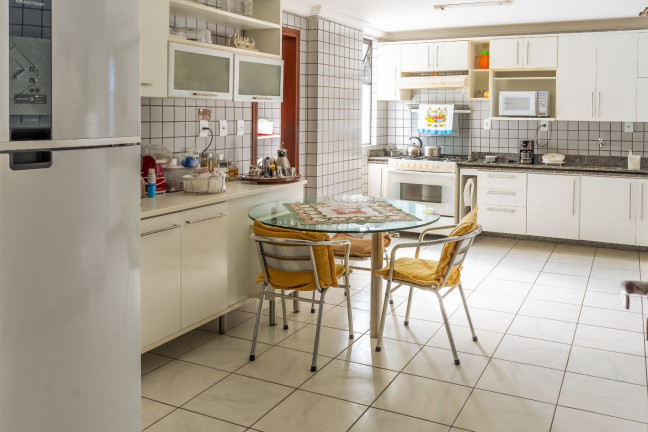 Imagem Apartamento com 4 Quartos à Venda, 271 m² em Lagoa Nova - Natal