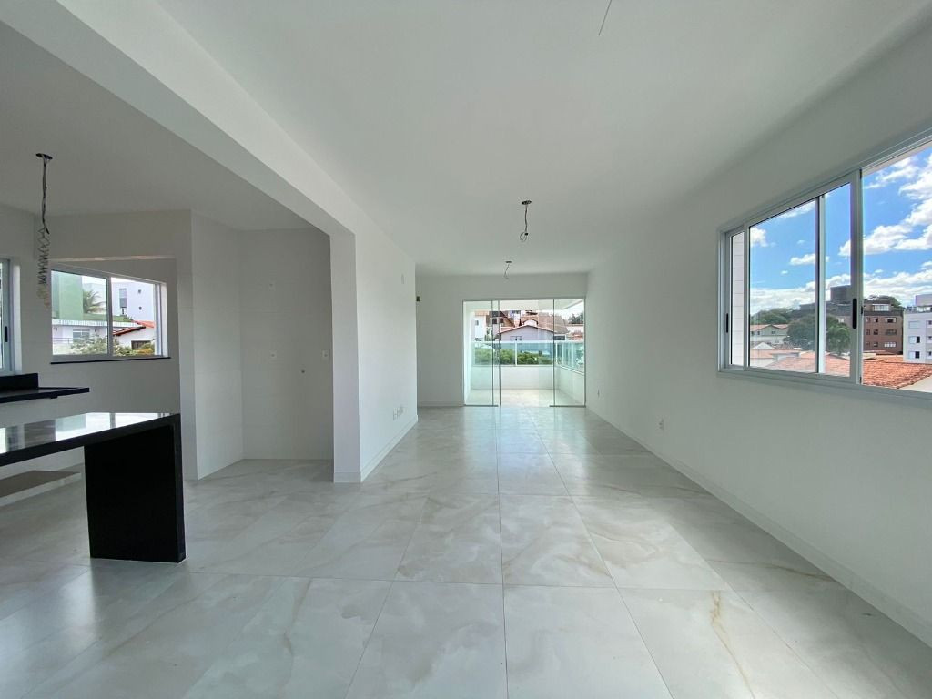 Apartamento com 4 Quartos à Venda, 138 m² em Jaraguá - Belo Horizonte