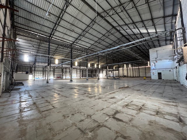Foto do imóvel: Galpão para Alugar, 6.200 m² em Industrial Anhangüera - Osasco