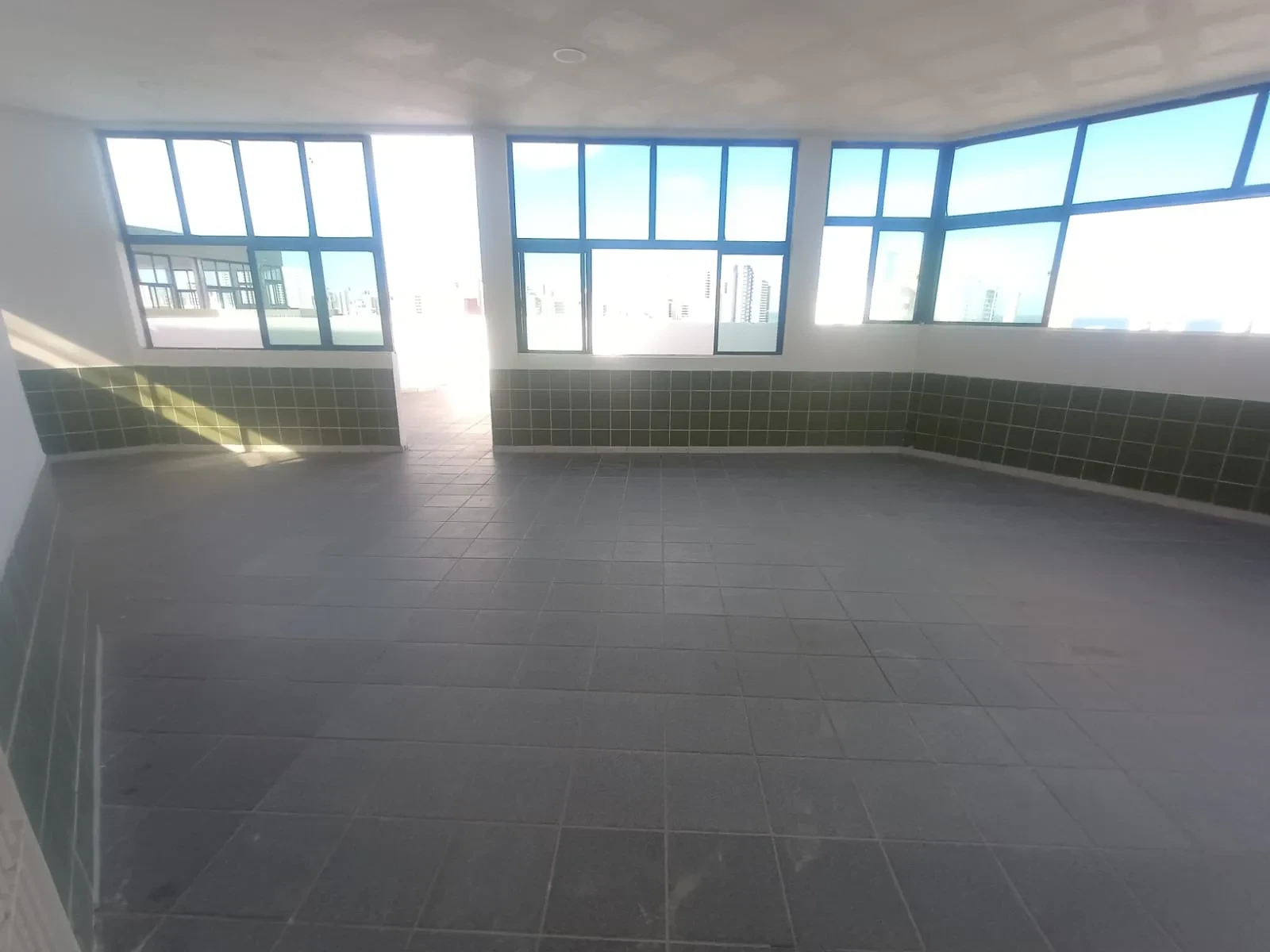 Foto do imóvel: Apartamento com 3 Quartos à Venda, 75 m² em Piedade - Jaboatão dos Guararapes