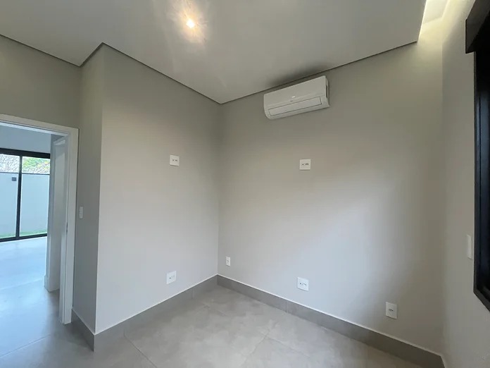 Foto do imóvel: Casa com 3 Quartos à Venda, 209 m² em Jardim América - Paulínia