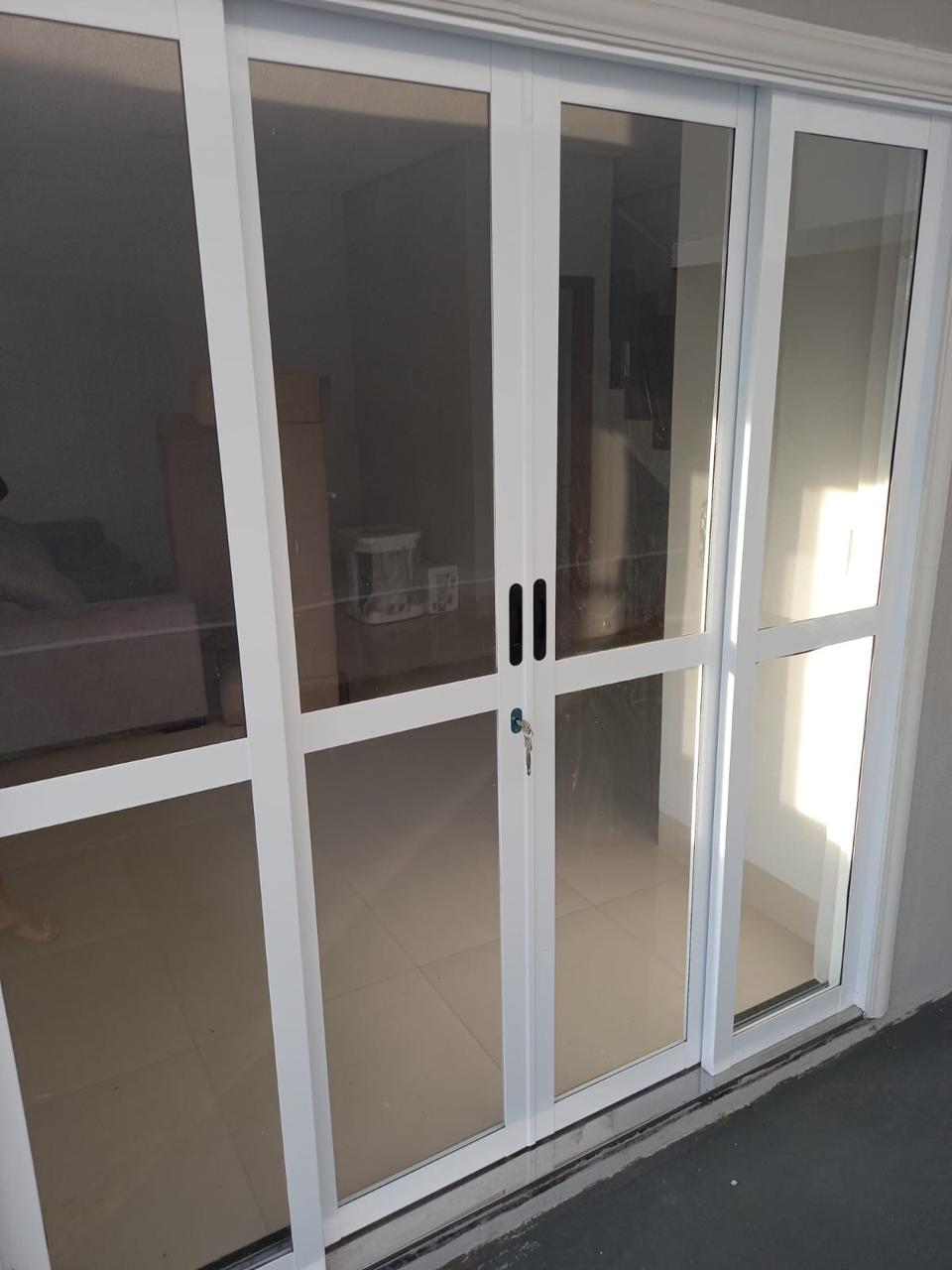 Imagem Casa com 2 Quartos para Alugar, 1 m²em Coophema - Cuiabá