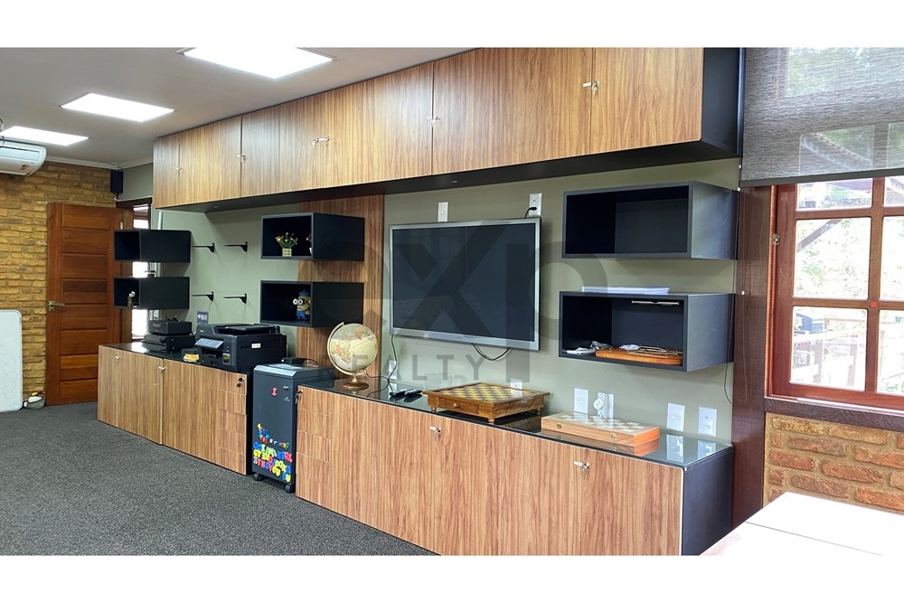 Foto do imóvel: Casa de Condomínio com 5 Quartos à Venda, 317 m² em Itaipava - Petrópolis