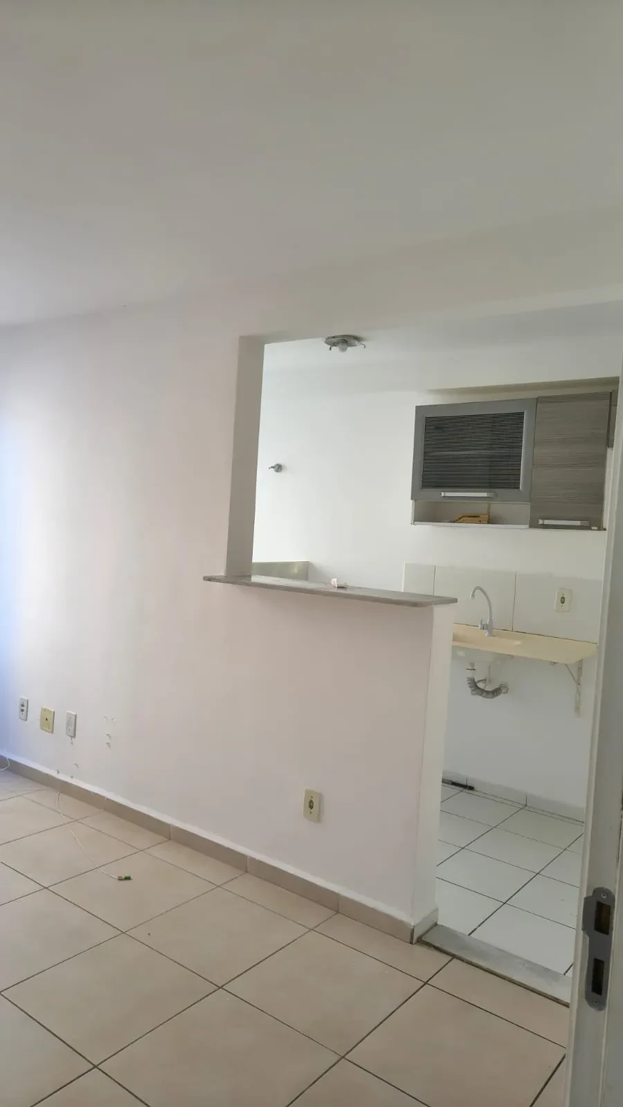 Imagem Apartamento com 2 Quartos para Alugar, 45 m² em Emaús - Parnamirim