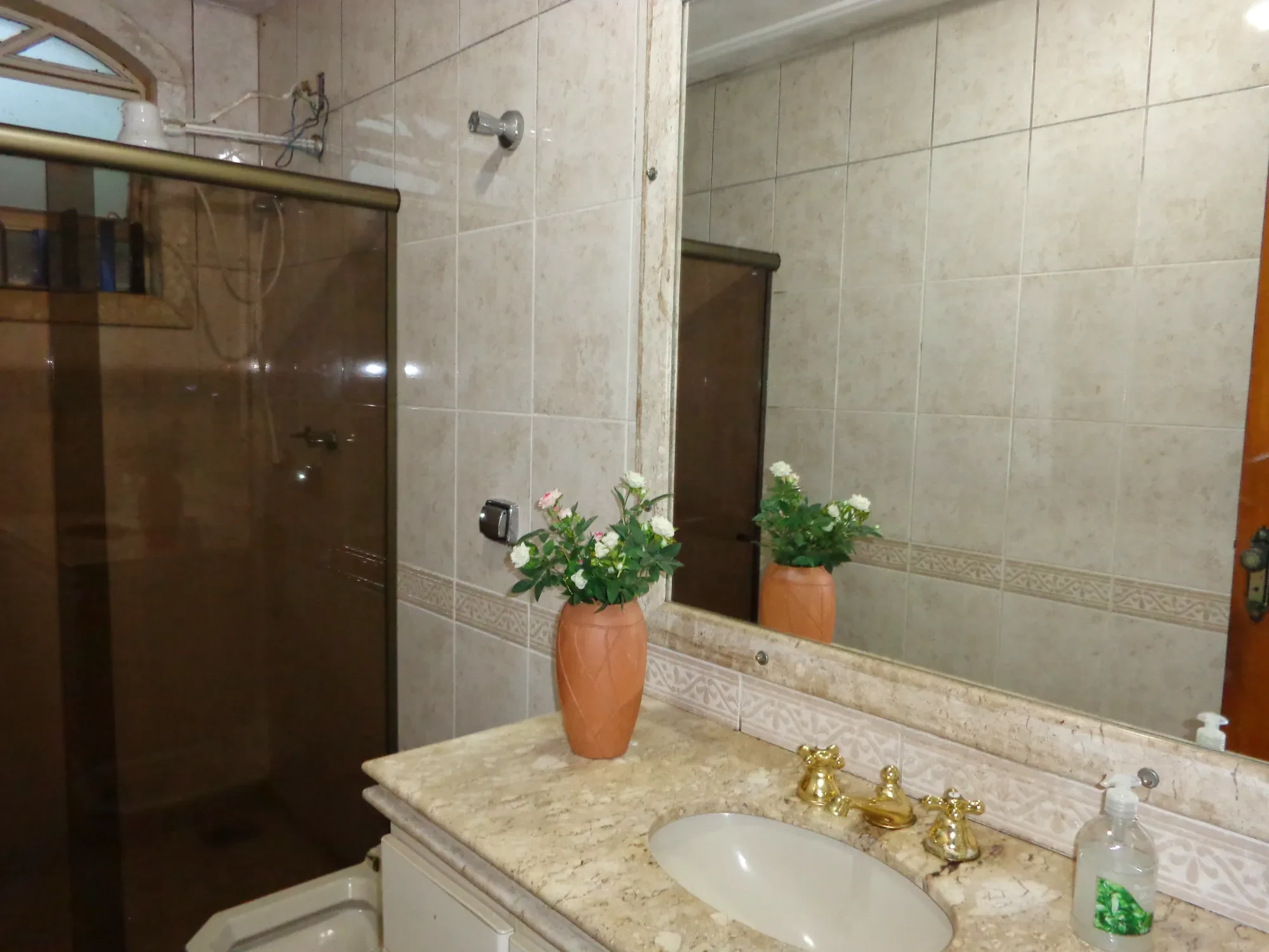 Imagem Casa com 4 Quartos à Venda, 250 m² em Barreiro - Belo Horizonte