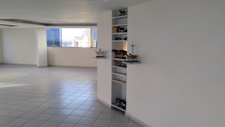 Imagem Cobertura com 4 Quartos à Venda, 530 m² em Lagoa Nova - Natal