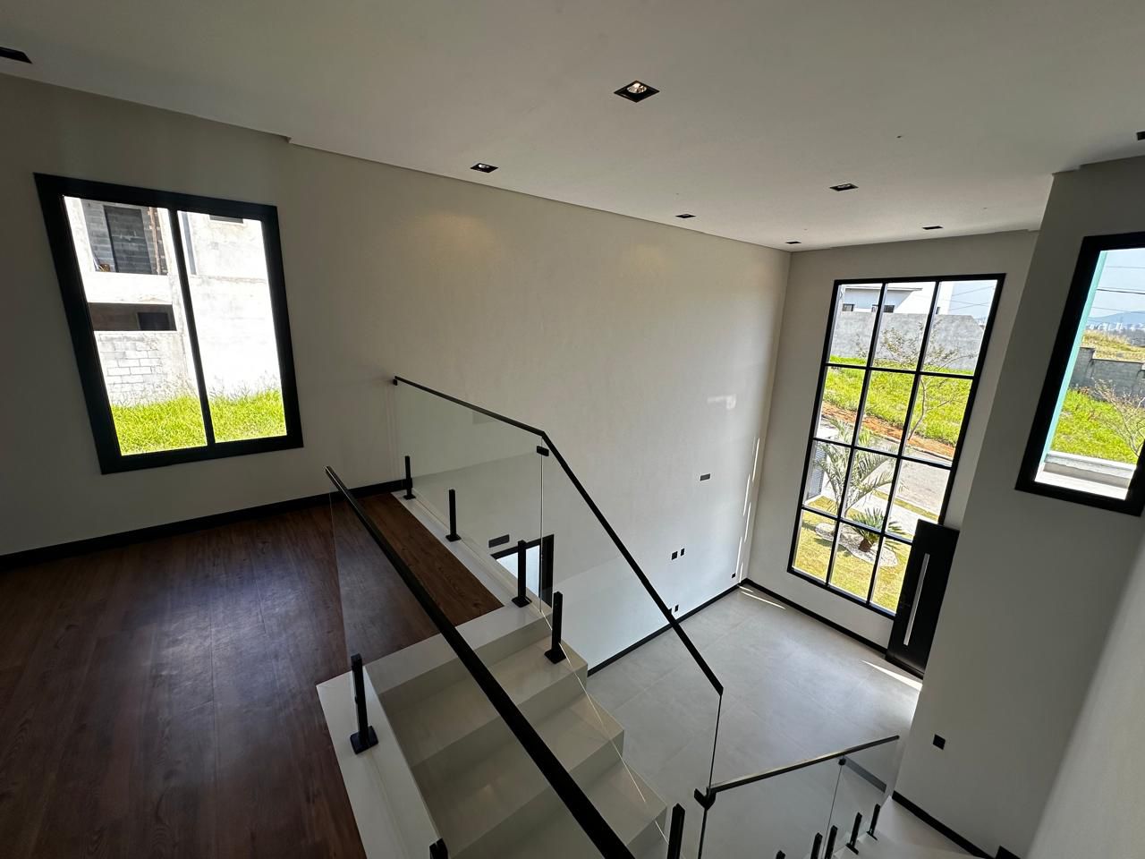 Foto do imóvel: Casa de Condomínio com 4 Quartos à Venda, 234 m²em Cézar de Souza - Mogi das Cruzes