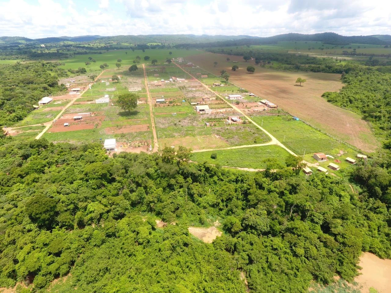 Imagem Terreno em Condomínio à Venda, 1000 m² em Varjão - Varjão