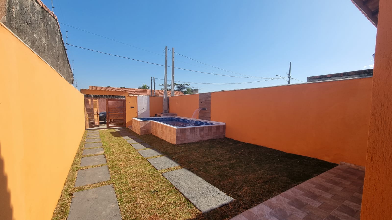 Imagem Casa com 2 Quartos à Venda, 54 m²em  JARDIM LINDOMAR - Itanhaém