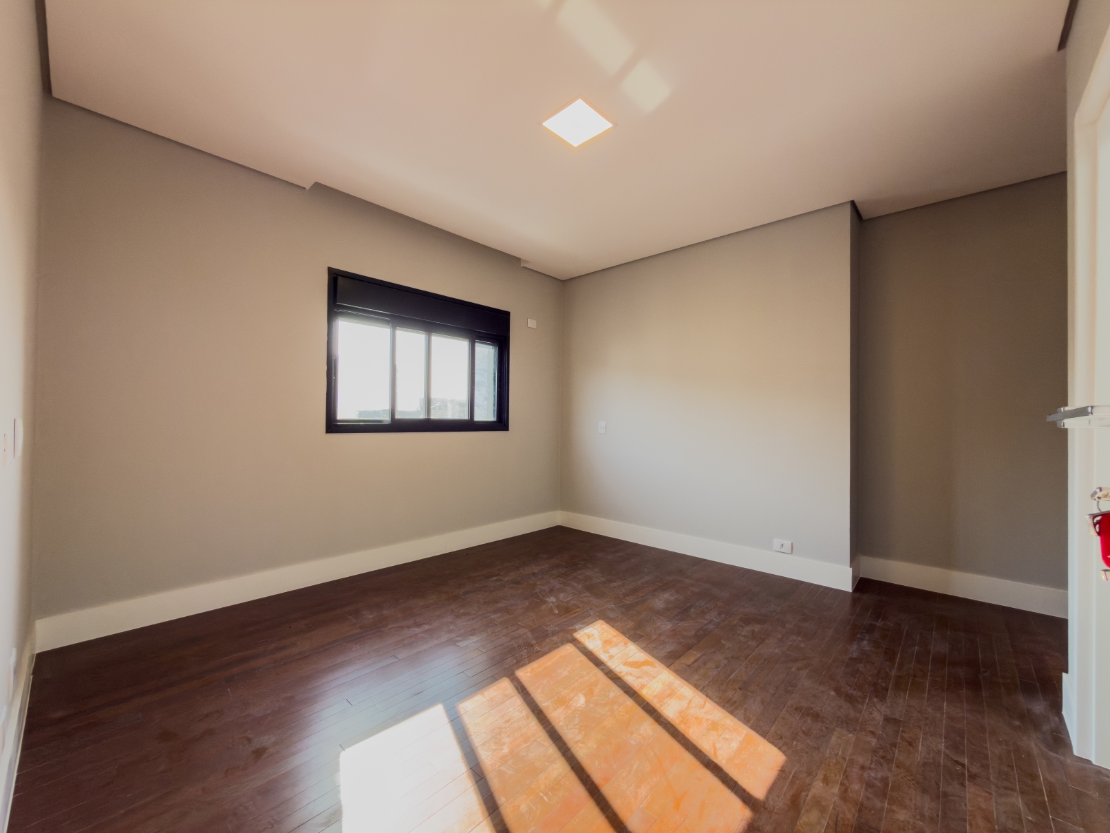 Imagem Casa de Condomínio com 4 Quartos à Venda, 489 m² em Paiol Velho - Santana de Parnaíba