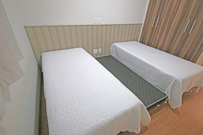 Imagem Apartamento com 2 Quartos para Temporada, 70 m² em Santa Casa - Olímpia