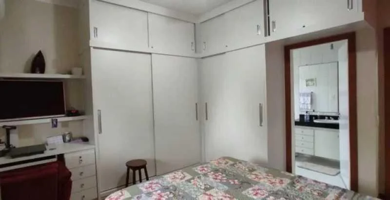 Imagem Apartamento com 3 Quartos à Venda, 120 m²em Piratininga - Niterói