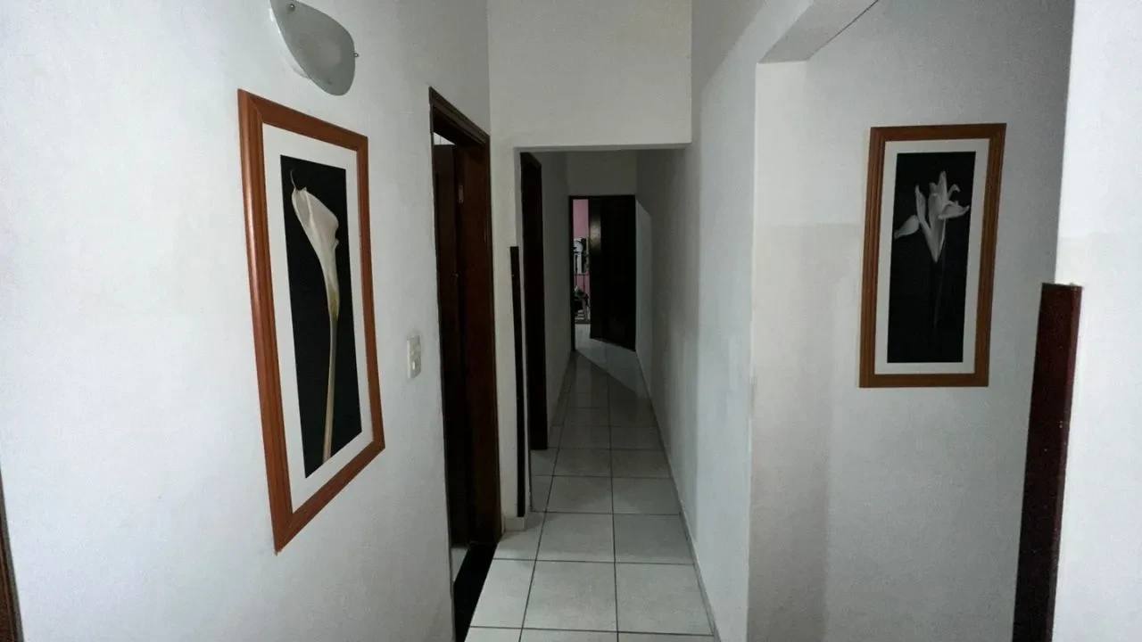 Imagem Casa com 3 Quartos à Venda, 275 metros em Bom Retiro - Santos