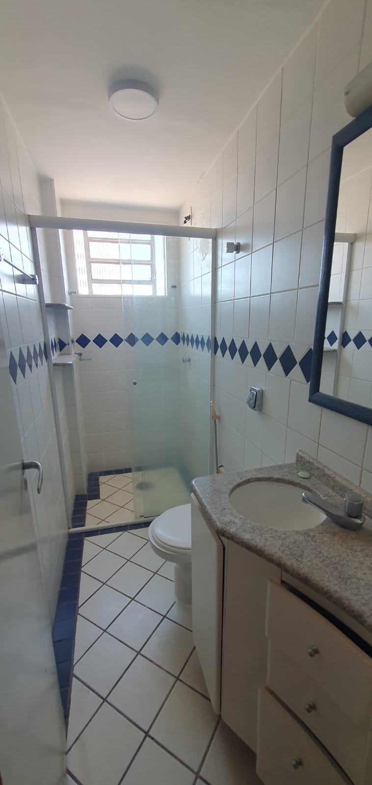 Imagem Apartamento com 2 Quartos à Venda ou Locação, 78 m²em Centro - Londrina