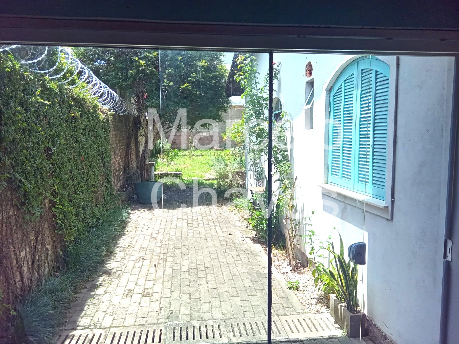 Imagem Sobrado com 3 Quartos à Venda, 100 m² em Jardim Botânico - Porto Alegre