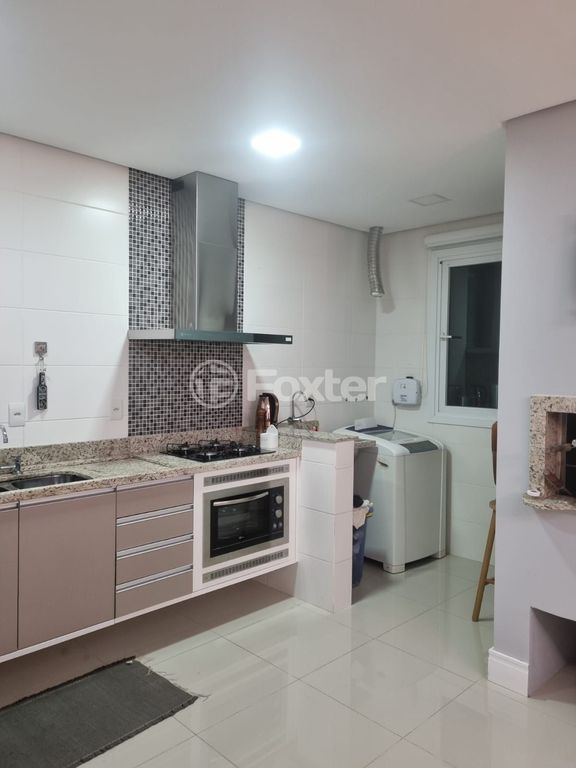 Imagem Sobrado com 2 Quartos à Venda, 154 m²em Hípica - Porto Alegre