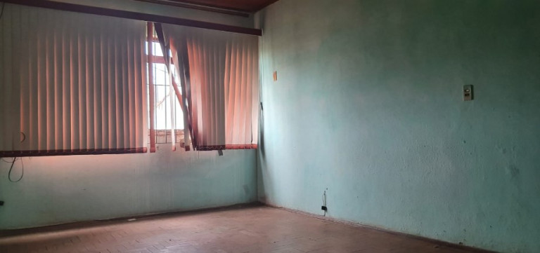 Imagem Casa com 2 Quartos à Venda, 121 m² em Vila Paulo Romeu - Cruzeiro