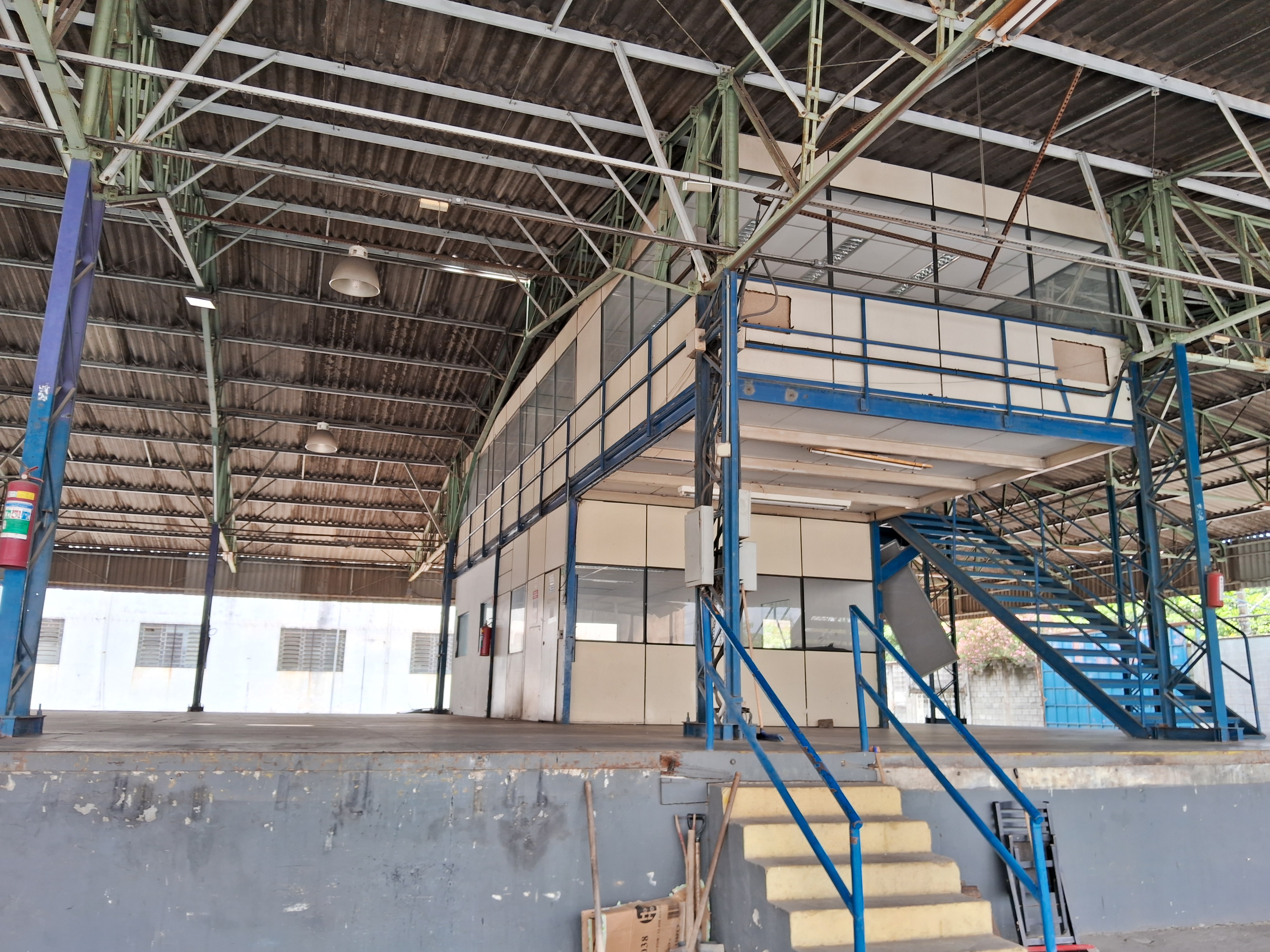 Foto do imóvel: Galpão para Alugar, 3.247 m² em Vila Ribeiro de Barros - São Paulo