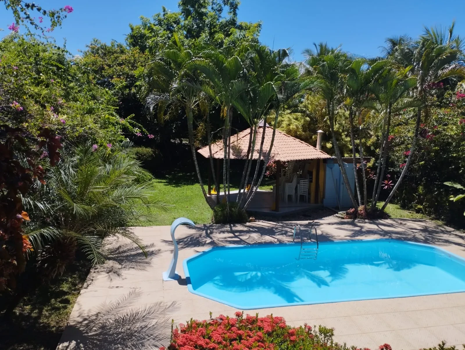 Imagem Casa com 4 Quartos à Venda, 395 metros em Busca Vida (Abrantes) - Camaçari