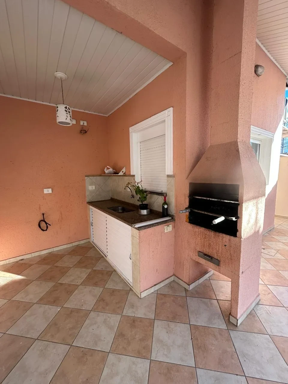 Foto do imóvel: Casa de Condomínio com 3 Quartos para Alugar, 200 metro em Cidade Jardim - Jacareí