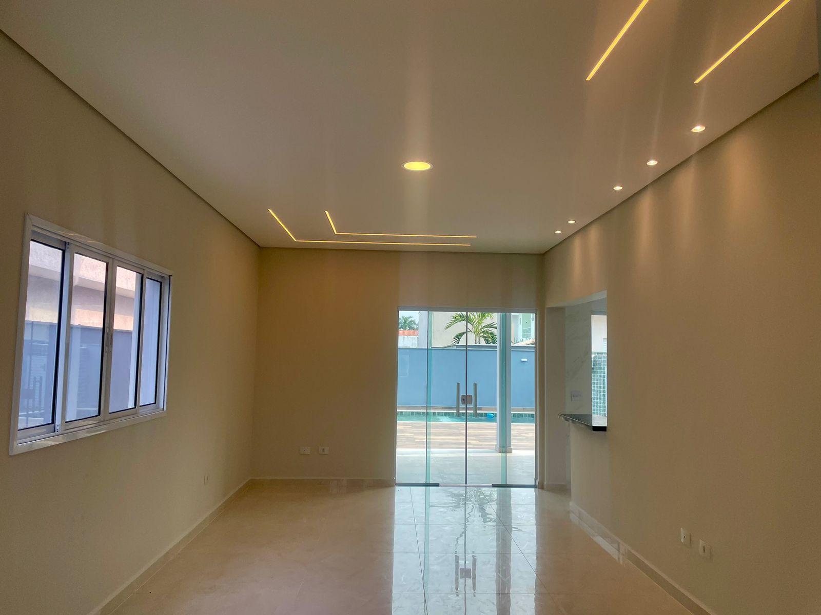 Imagem Sobrado com 3 Quartos à Venda, 179 m²em Belize - Itanhaém