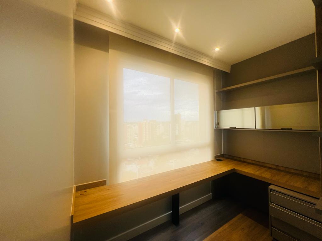 Imagem Apartamento com 3 Quartos à Venda, 181 m²em Cambuí - Campinas