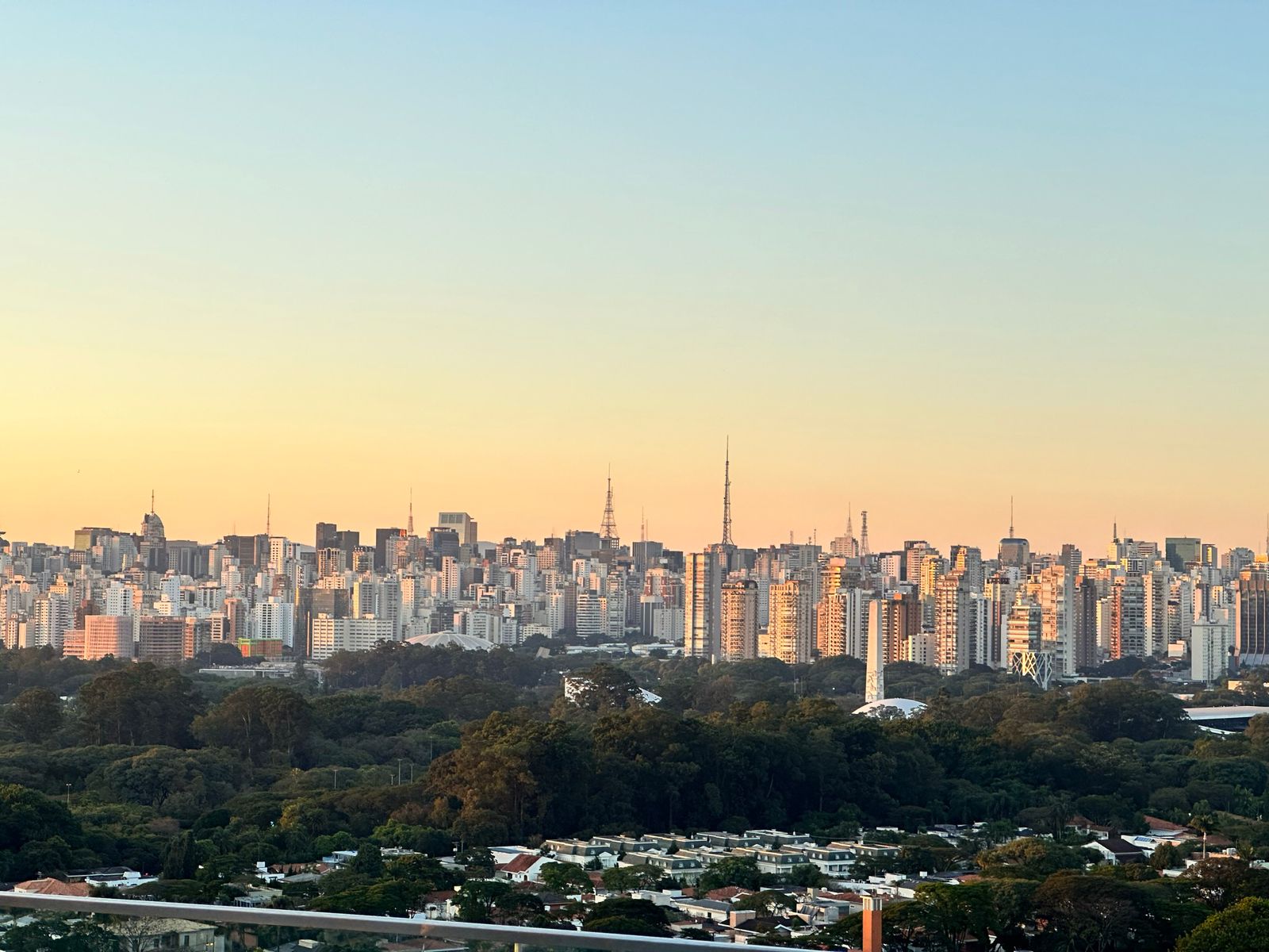 Apartamento com 1 Quarto à Venda, 40 m²em Moema - São Paulo