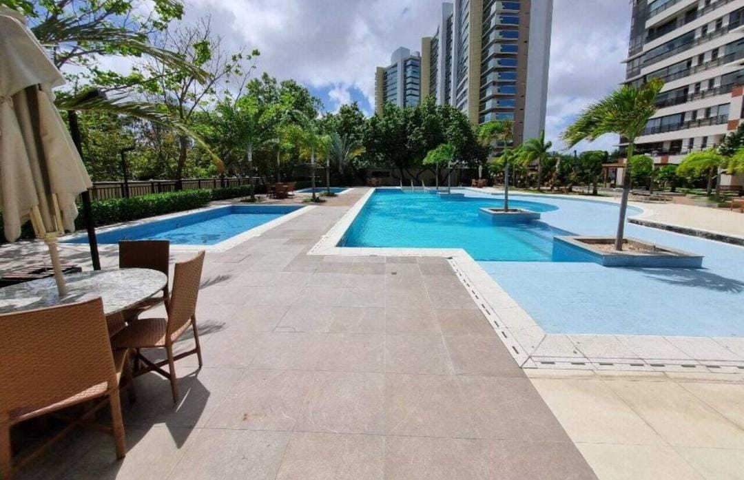 Imagem Apartamento com 5 Quartos à Venda, 260 m²em Guararapes - Fortaleza