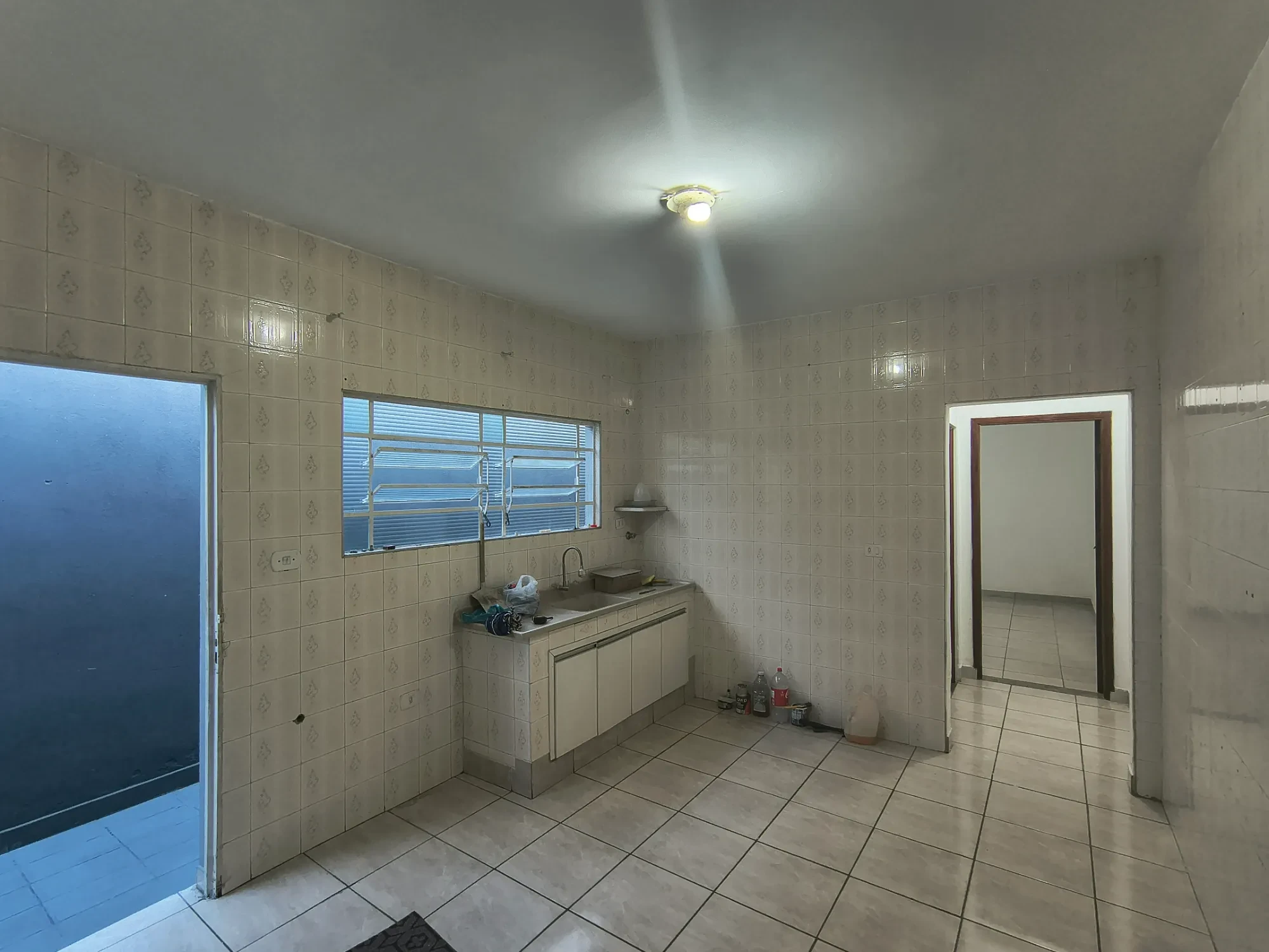 Imagem Casa com 2 Quartos para Alugar, 69 m² em Parque Santo Antônio - Jacareí
