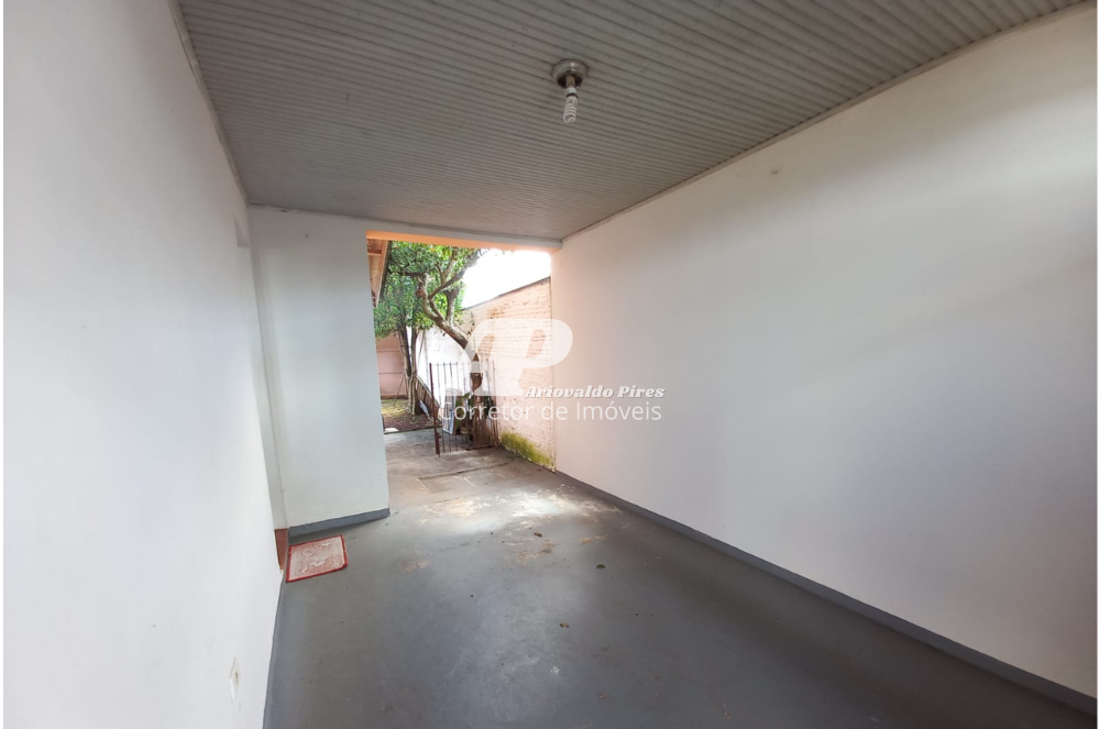 Imagem Casa com 3 Quartos à Venda, 150 m²em Uvaranas - Ponta Grossa