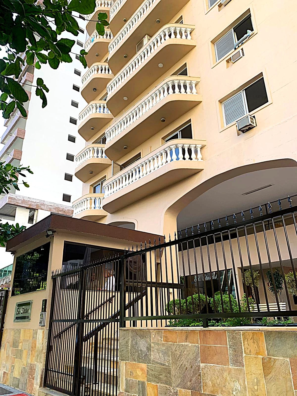 Imagem Apartamento com 3 Quartos à Venda, 129 m² em Pitangueiras - Guarujá