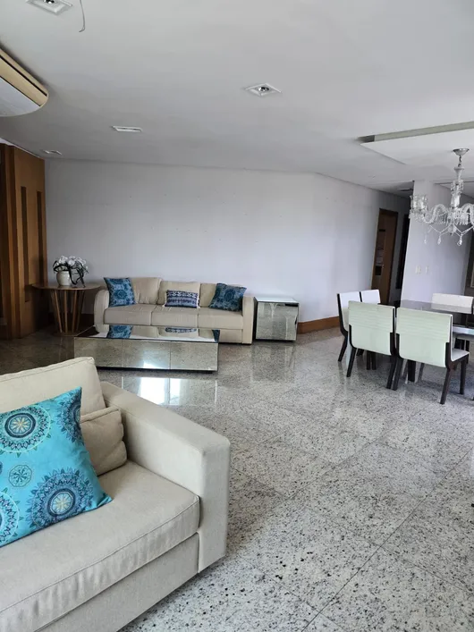 Imagem Apartamento com 3 Quartos à Venda, 200 m²em Umarizal - Belém