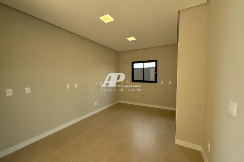 Imagem Casa com 3 Quartos à Venda ou Temporada, 210 m²em Contorno - Ponta Grossa