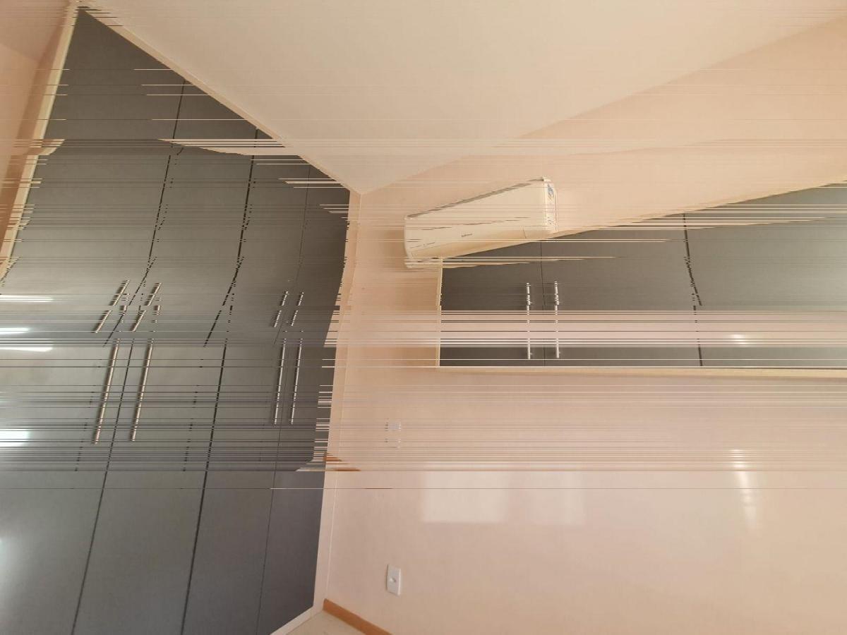 Imagem Apartamento com 3 Quartos à Venda, 105 m²em Camboinhas - Niterói