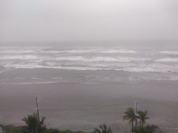 Imagem Apartamento com 2 Quartos à Venda, 70 m² em Caiçara - Praia Grande