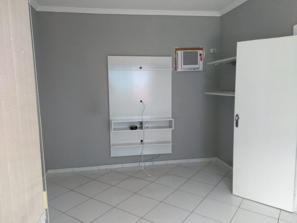 Foto do imóvel: Casa com 2 Quartos à Venda ou Locação, 120 m²em Vila Santo Antônio - Guarujá