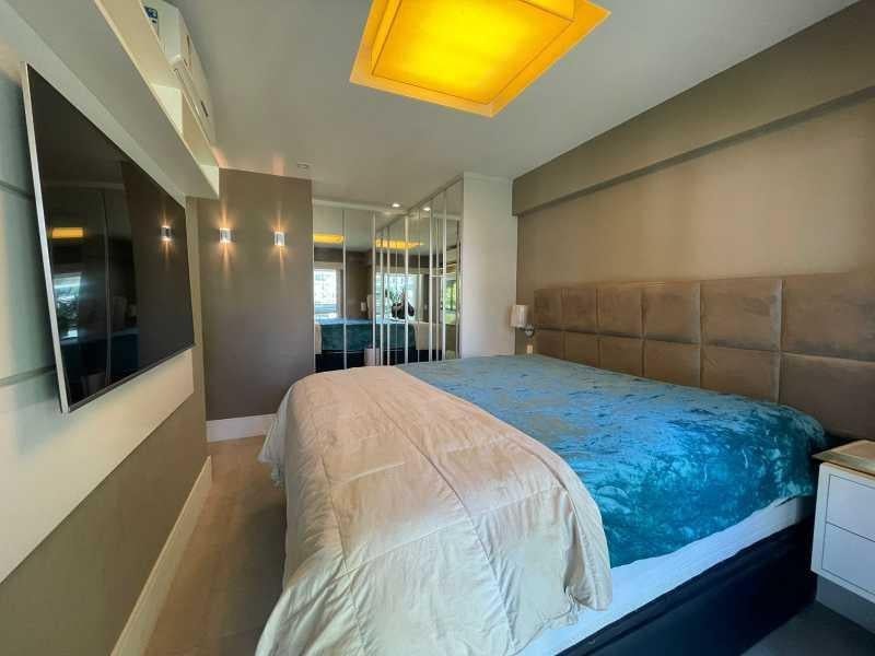 Imagem Apartamento com 2 Quartos à Venda, 104 m²em Camboinhas - Niterói