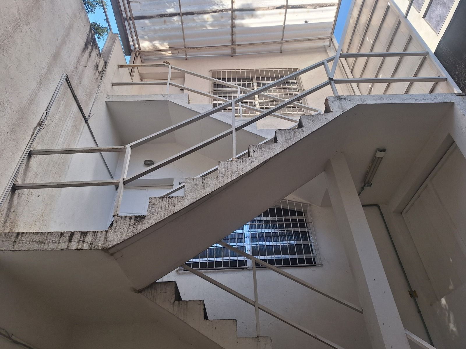 Imóvel Comercial para Alugar, 400 m² em Vila Uberabinha - São Paulo