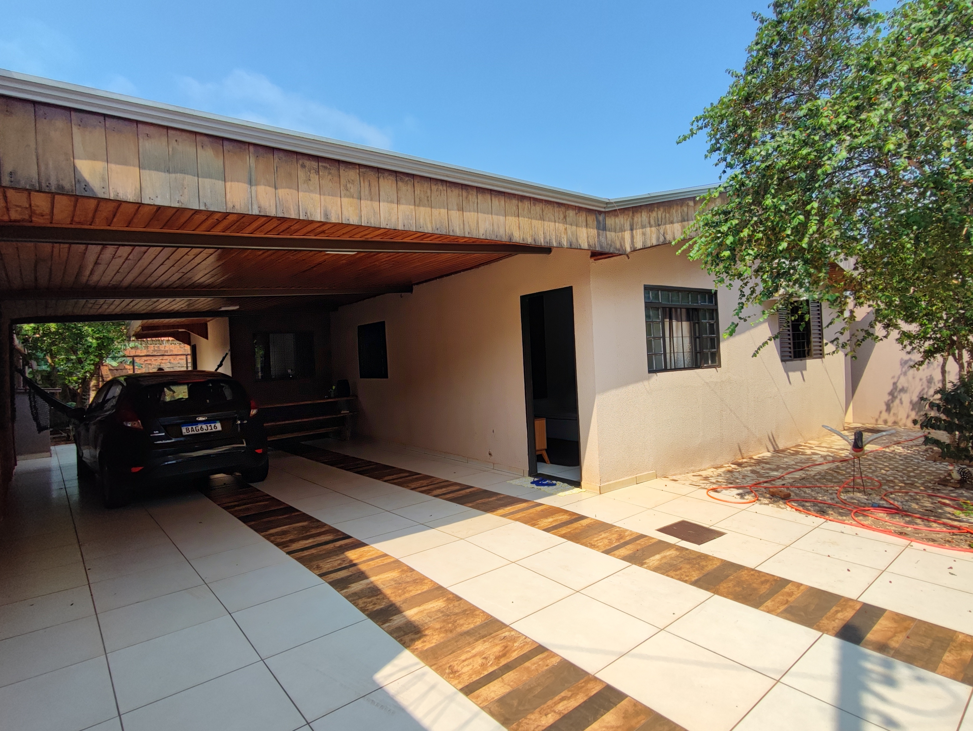 Imagem Casa com 1 Quarto à Venda ou Locação, 360 m²em  - 