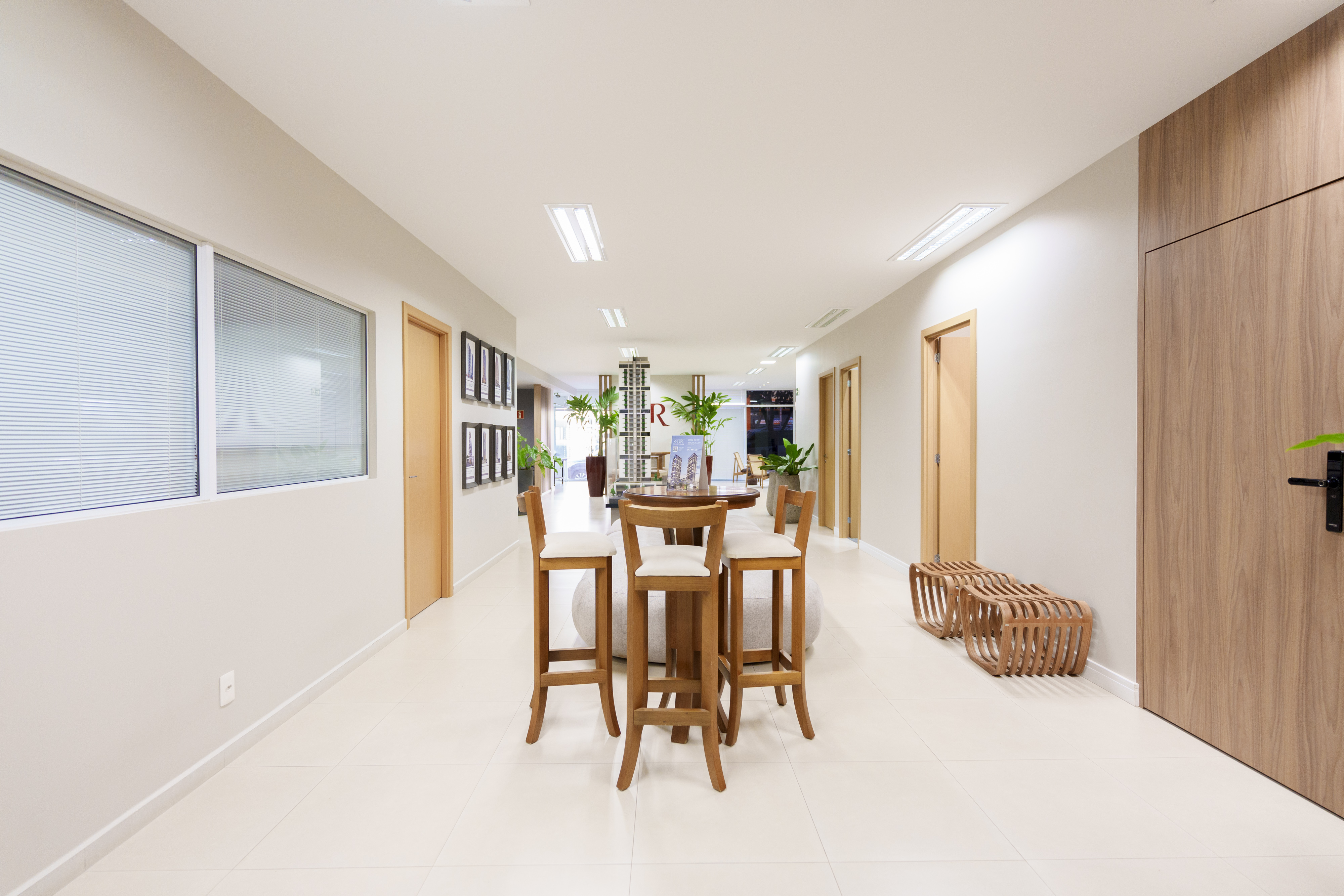 Imagem Sala Comercial à Venda, 626 m² em Centro - Cascavel