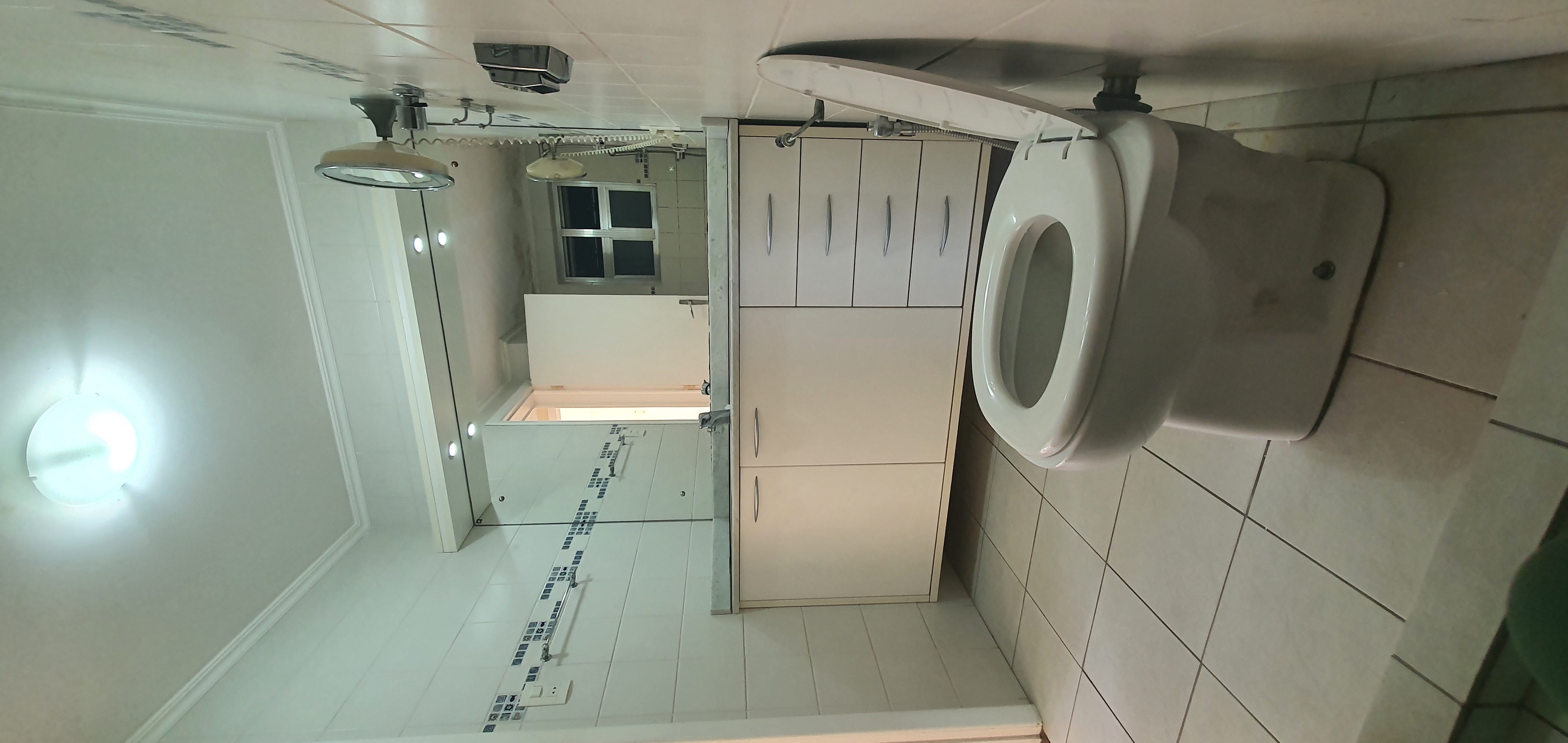 Imagem Apartamento com 2 Quartos à Venda, 90 m²em Menino Deus - Porto Alegre