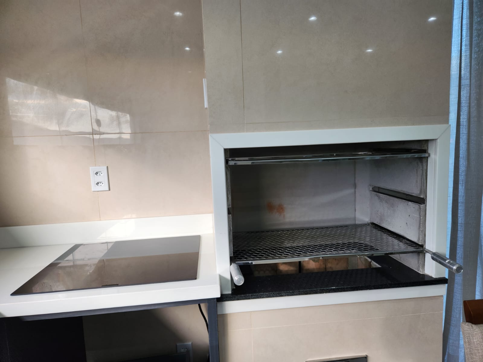 Imagem Casa de Condomínio com 3 Quartos à Venda, 290 m²em Ponta Negra - Manaus