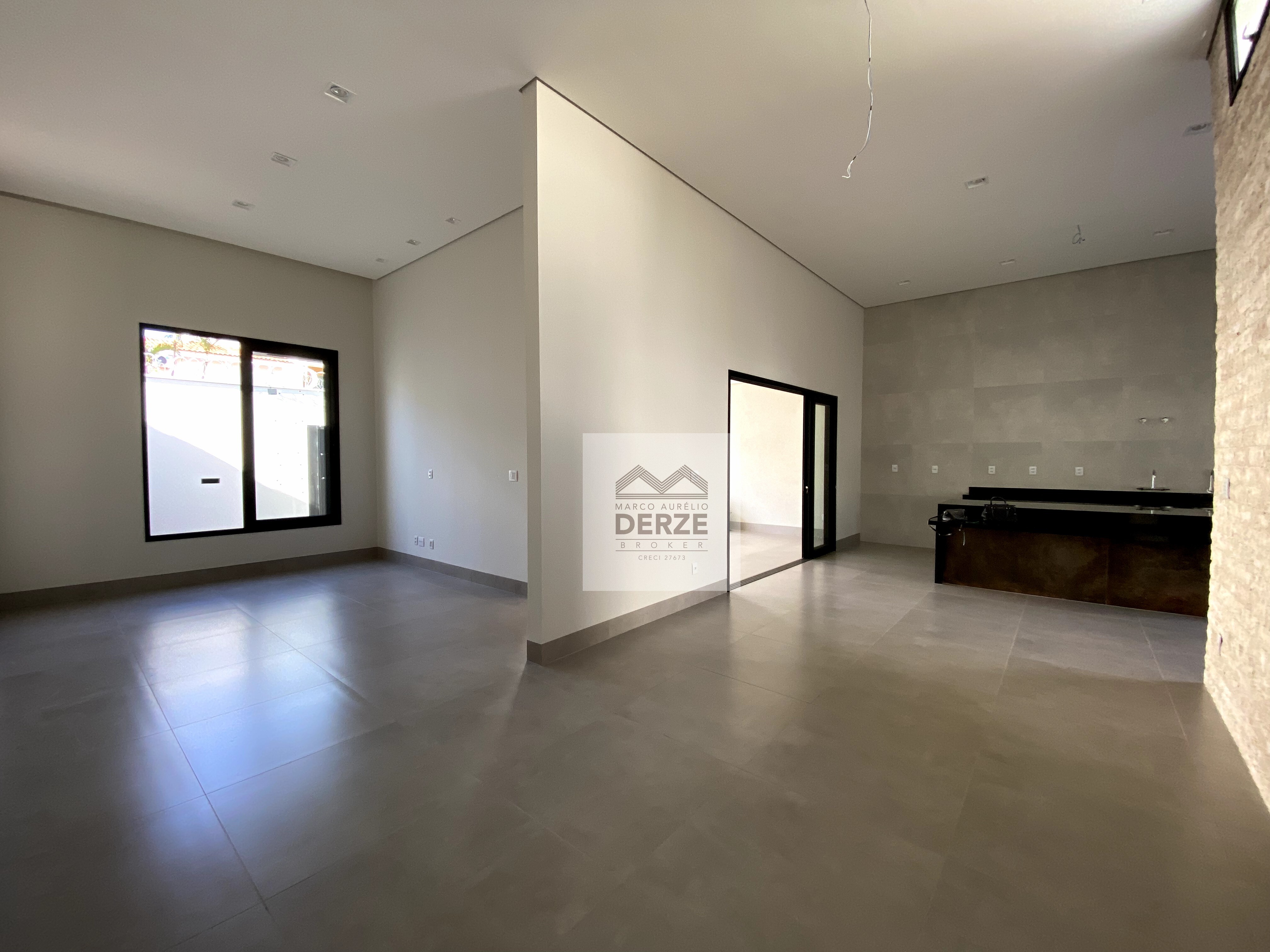 Imagem Casa com 3 Quartos à Venda, 210 m² em Vigilato Pereira - Uberlândia
