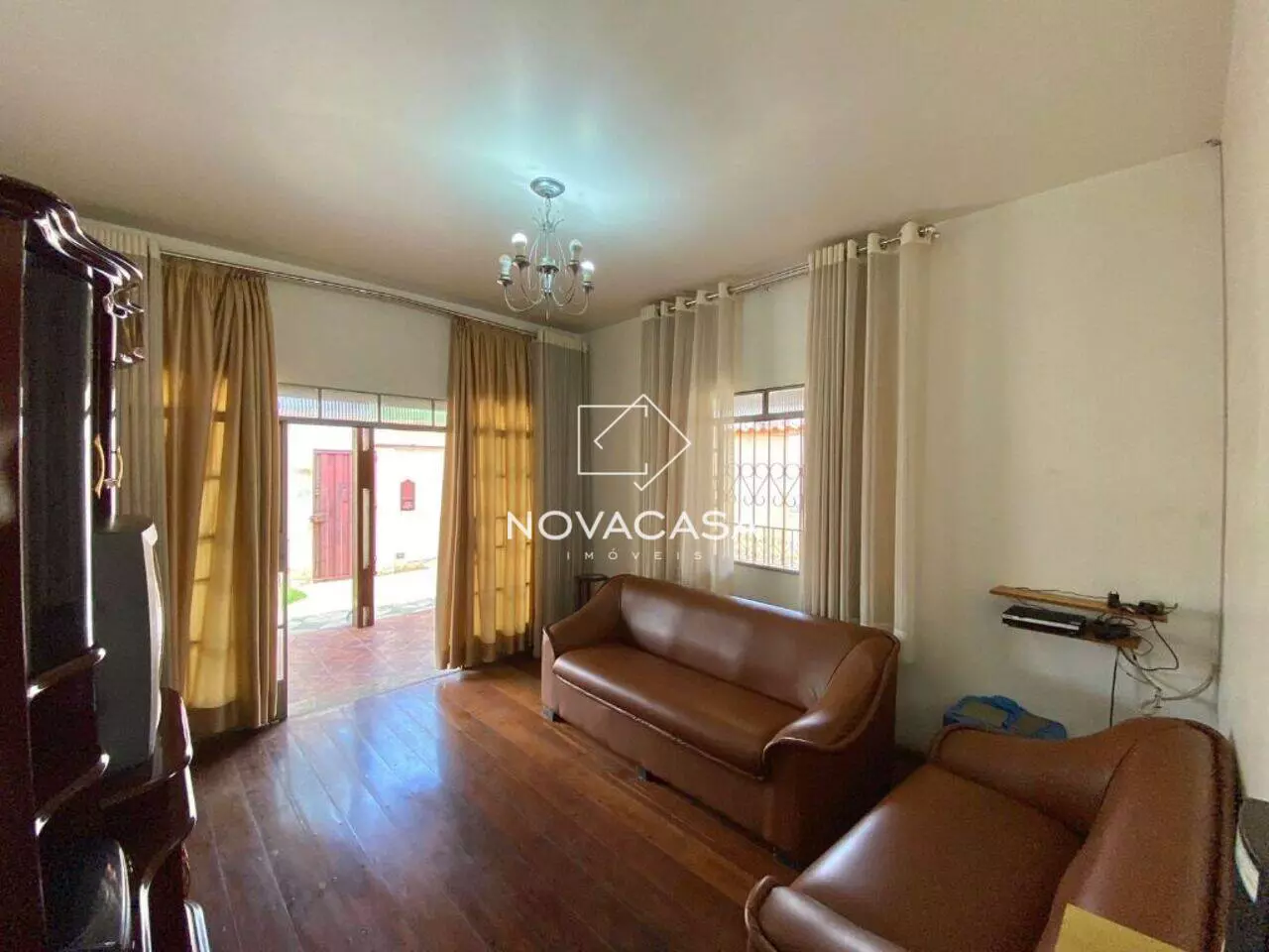 Foto do imóvel: Casa com 3 Quartos à Venda, 147 m² em Heliópolis - Belo Horizonte