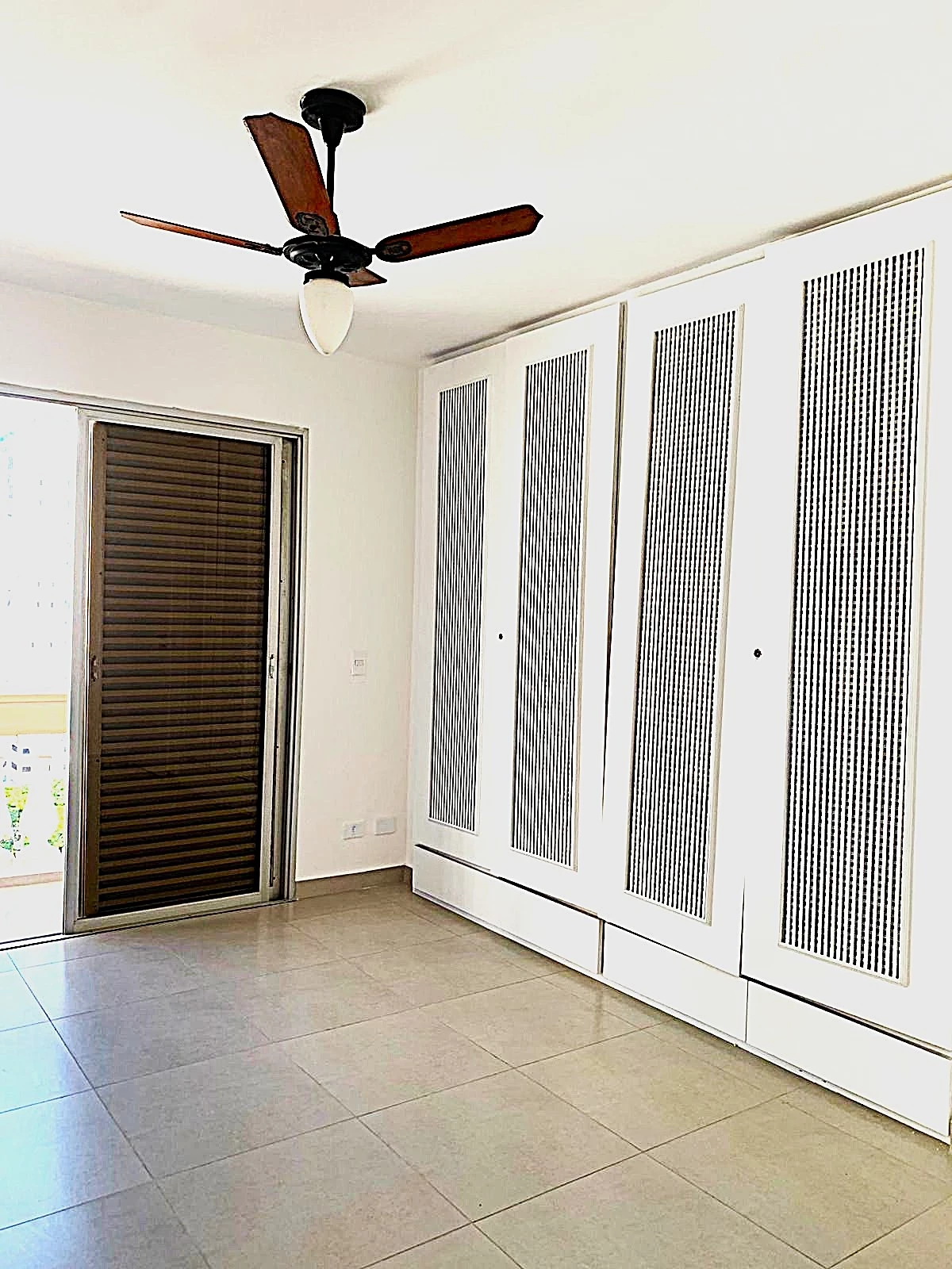 Imagem Apartamento com 3 Quartos à Venda, 129 m² em Pitangueiras - Guarujá