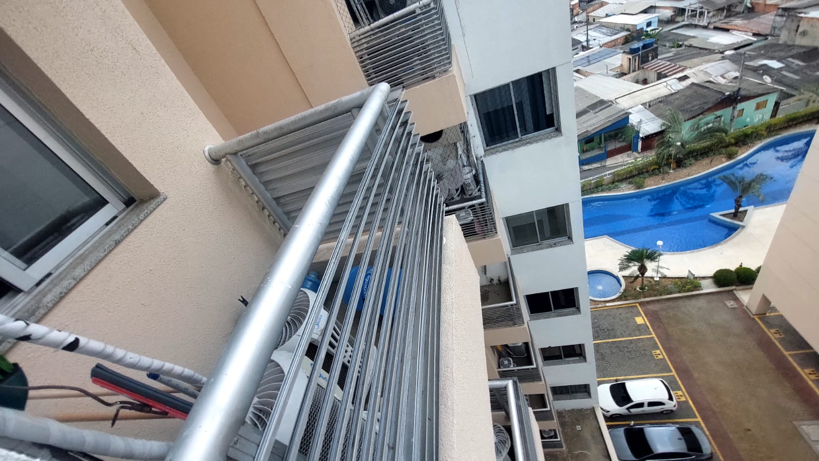 Imagem Apartamento com 3 Quartos para Alugar, 77 m²em Aleixo - Manaus